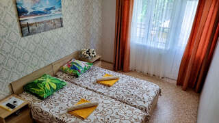 Гостиница У Кота Лазаревское Стандартный двухместный номер с 1 кроватью или 2 отдельными кроватями-2