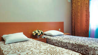 Гостиница У Кота Лазаревское Стандартный двухместный номер с 1 кроватью или 2 отдельными кроватями-5